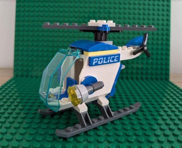 Rendőrségi helikopter (60275)