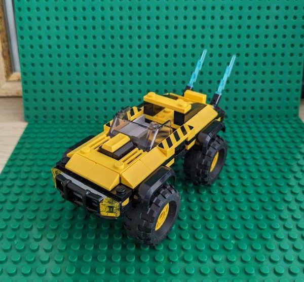 Elektromos terepjáró (60395)