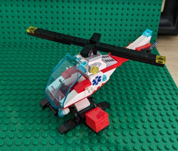 Mentő helikopter 2 (60204)