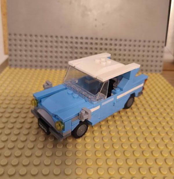 Ford Anglia (75953)