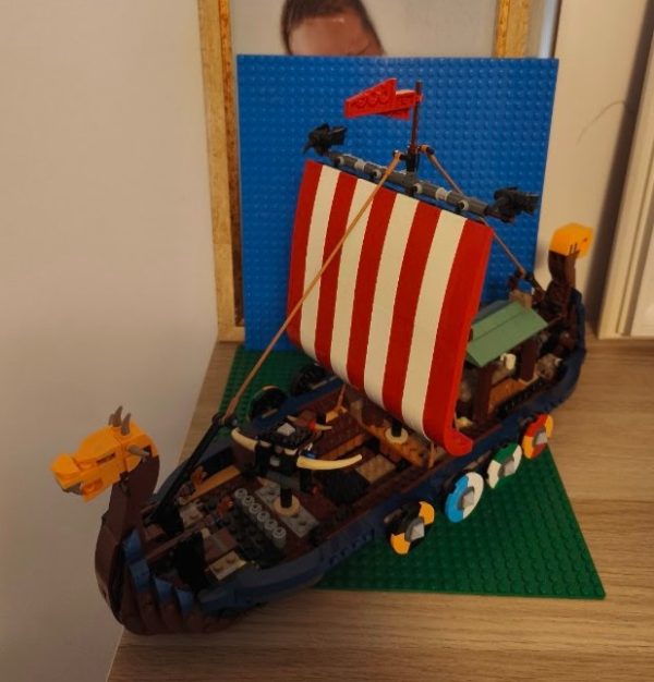 Viking hajó (31132)
