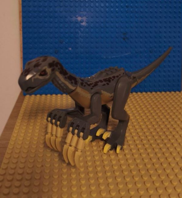 Therizinosaurus (76949)